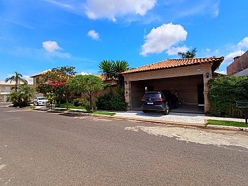 Casa em Condom�nio � Venda